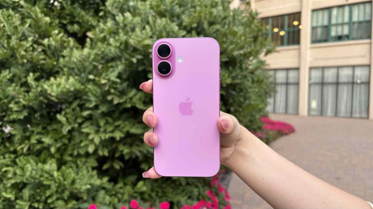 เมื่อ iOS 26 กำลังจะเปิดตัว: ถึงเวลาแล้วที่ Apple ควรพิจารณาเปลี่ยนชื่อ iPhone 17