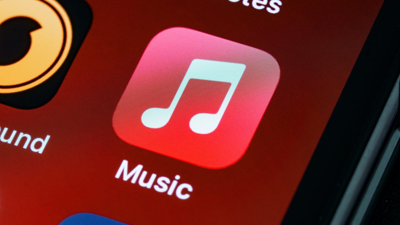 I’m a die-hard Spotify fan using Apple Music for the first time – here are three things I love and three I truly hate, so far