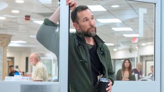 เจาะลึกวันฉายและเวลาออกอากาศ The Pitt ซีซั่น 2 ตอนที่ 11 บน HBO Max แฟนซีรีส์ห้ามพลาด!