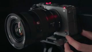 หมัดหนักใส่ Canon? Sony FX5 กล้อง Cinema รุ่นใหม่จ่อเปิดตัวพร้อมฟีเจอร์เด็ดที่แฟนๆ รอคอยมานาน