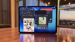 Apple เตรียมแผนเปิดตัว iPad Pro รุ่นใหม่ปี 2027: คาดมาพร้อมเทคโนโลยีหน้าจอสุดล้ำและการอัปเกรดครั้งใหญ่
